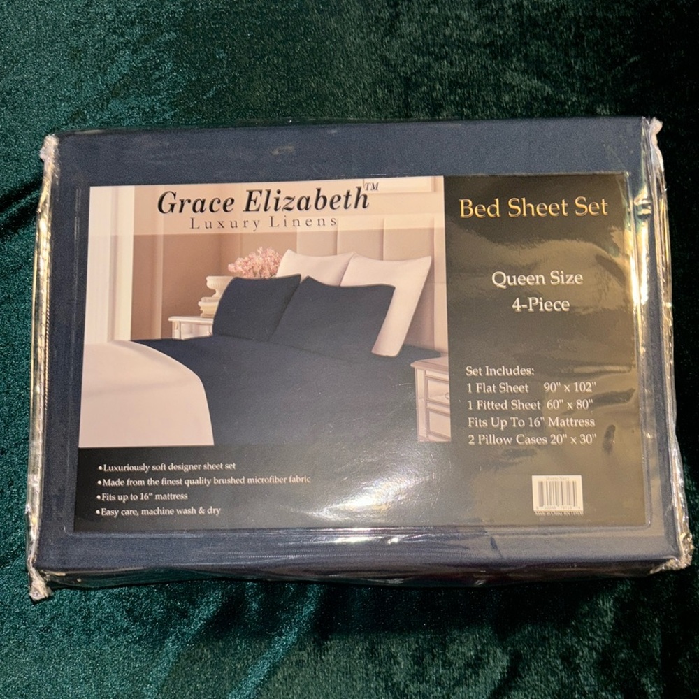 Grace Elizabeth 4-Piece Queen Size Sheet Set Blue NEW